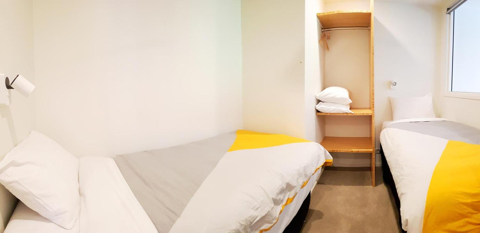 St James apartamentos Queenstown Habitación foto